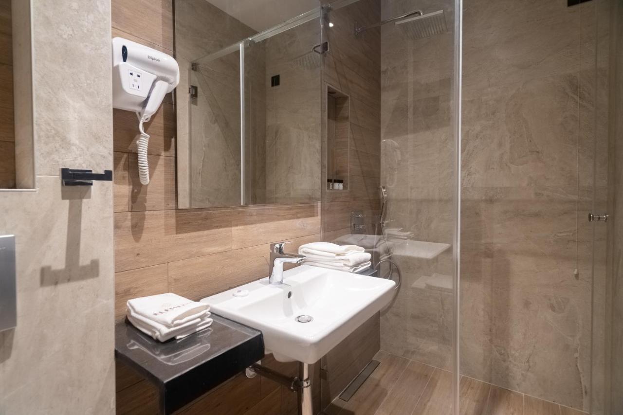 Hotel Element Нови-Сад Экстерьер фото