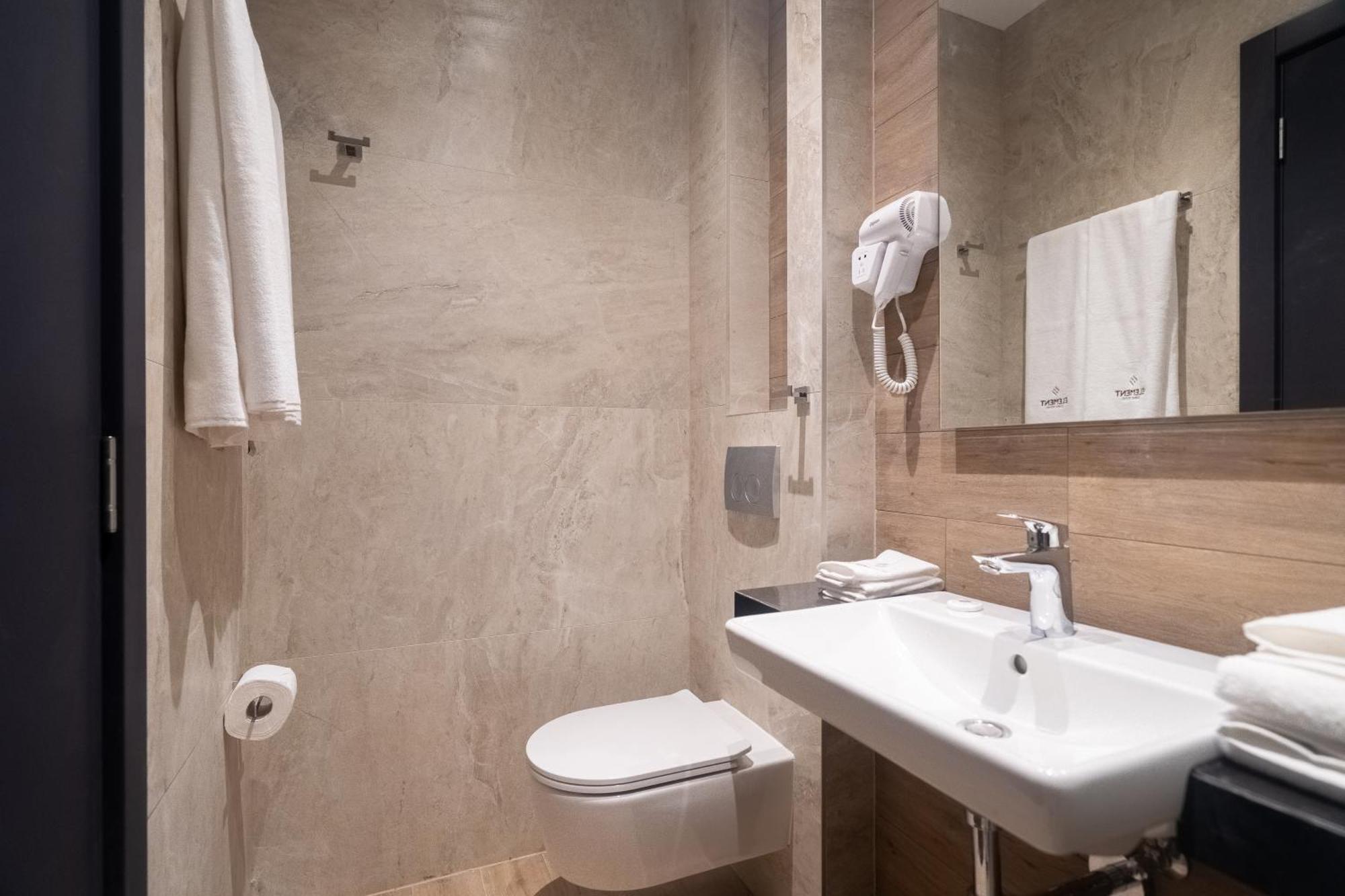 Hotel Element Нови-Сад Экстерьер фото