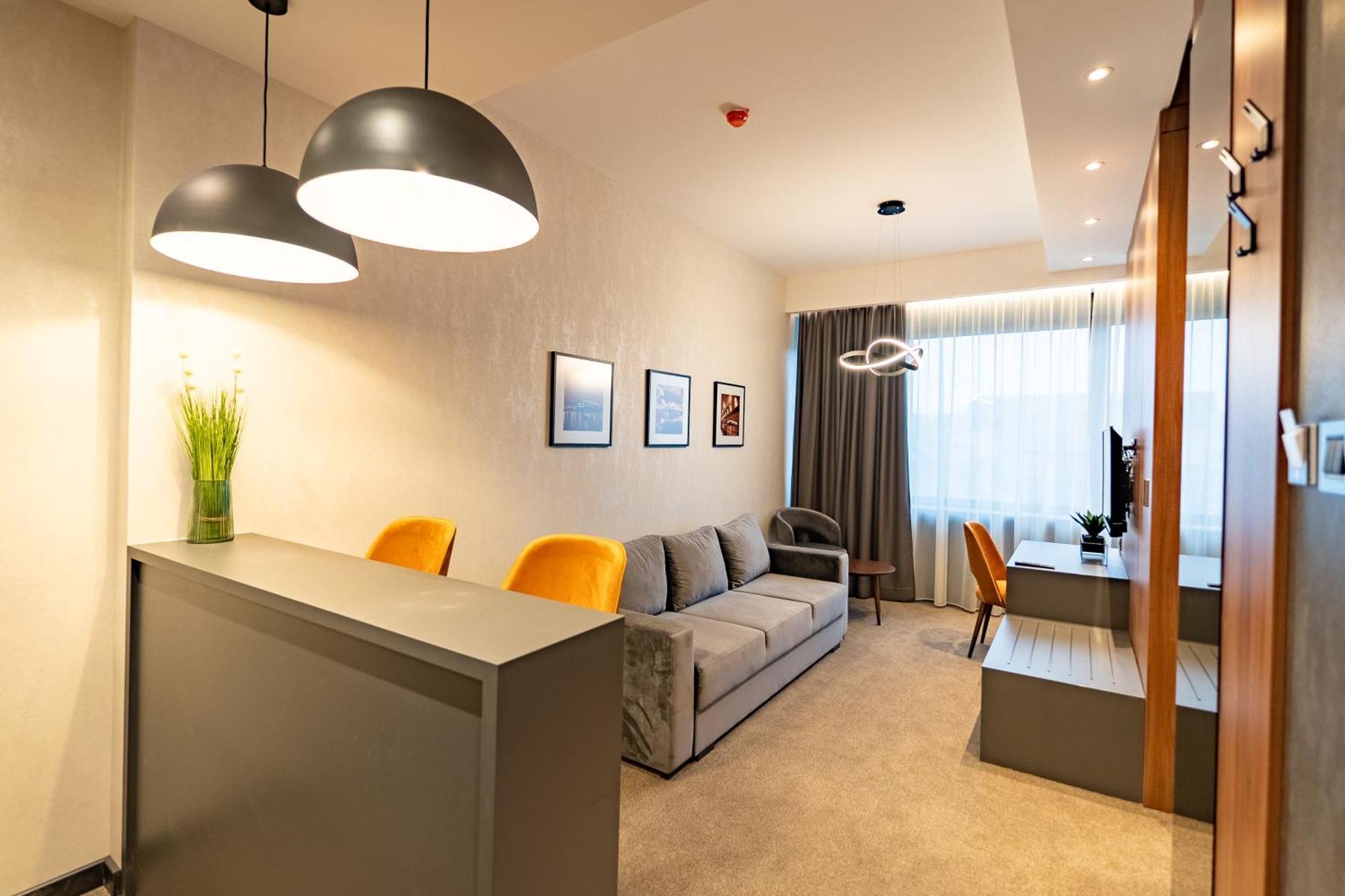 Hotel Element Нови-Сад Экстерьер фото